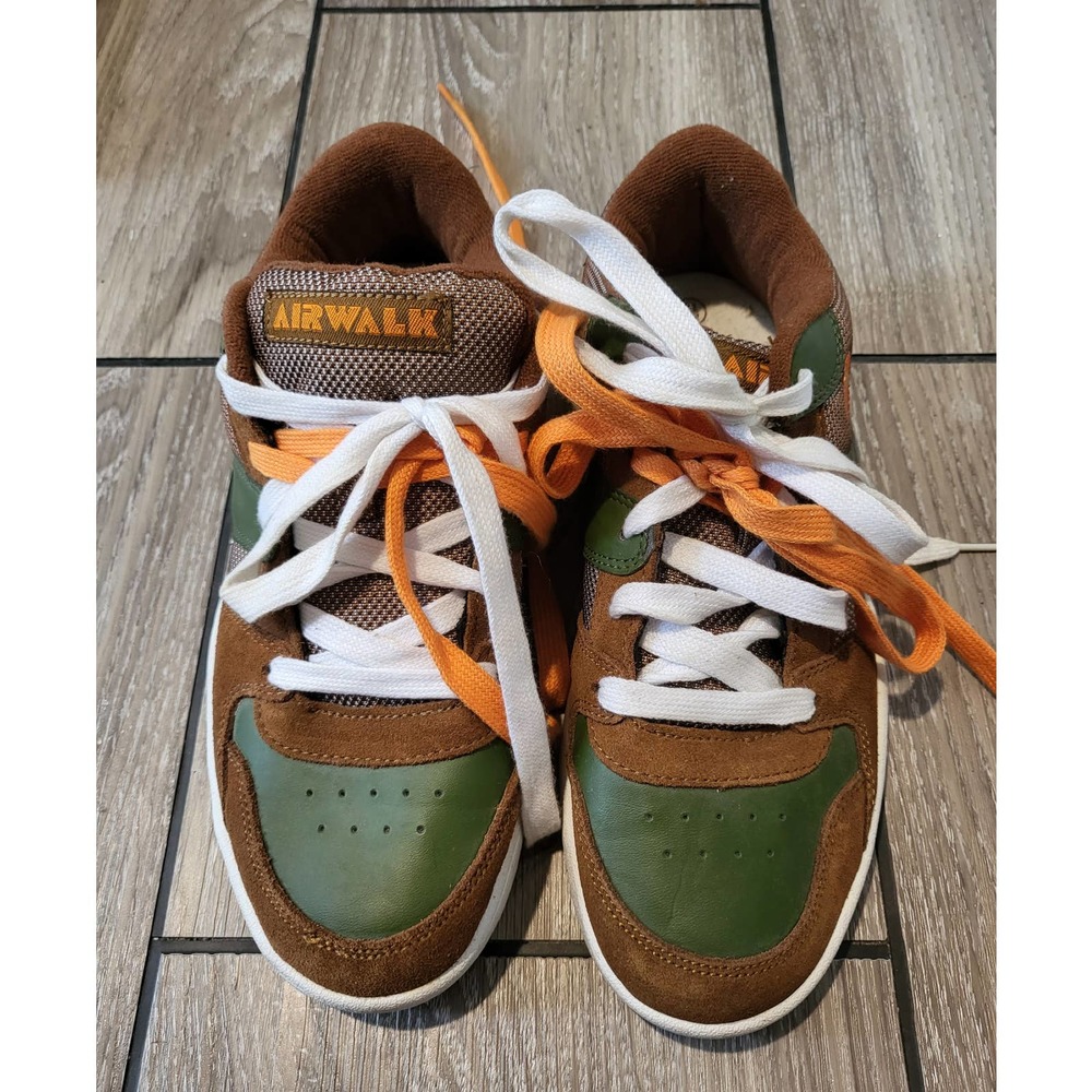 Vintage Air walk sneakers shoes size 7.5 Pre owned Good condition B+
